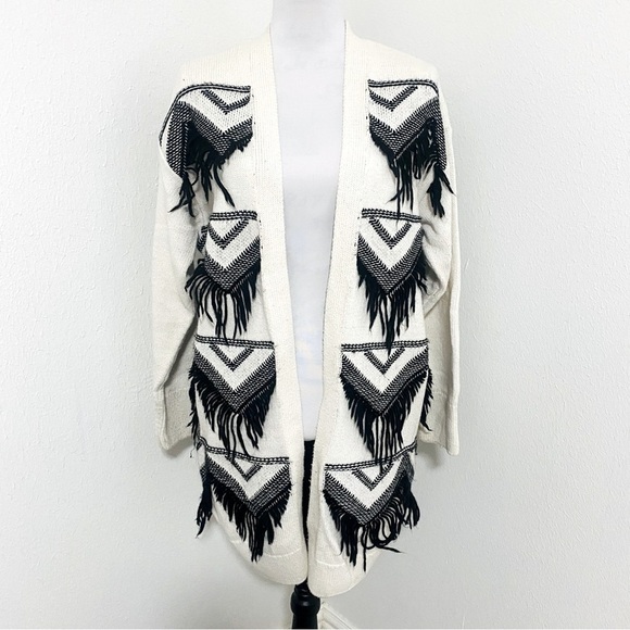 Mango Casual Textured Long Sleeve Cardigan Aztec Yarn Fringe All Over XXS/XS - Picture 2 of 7